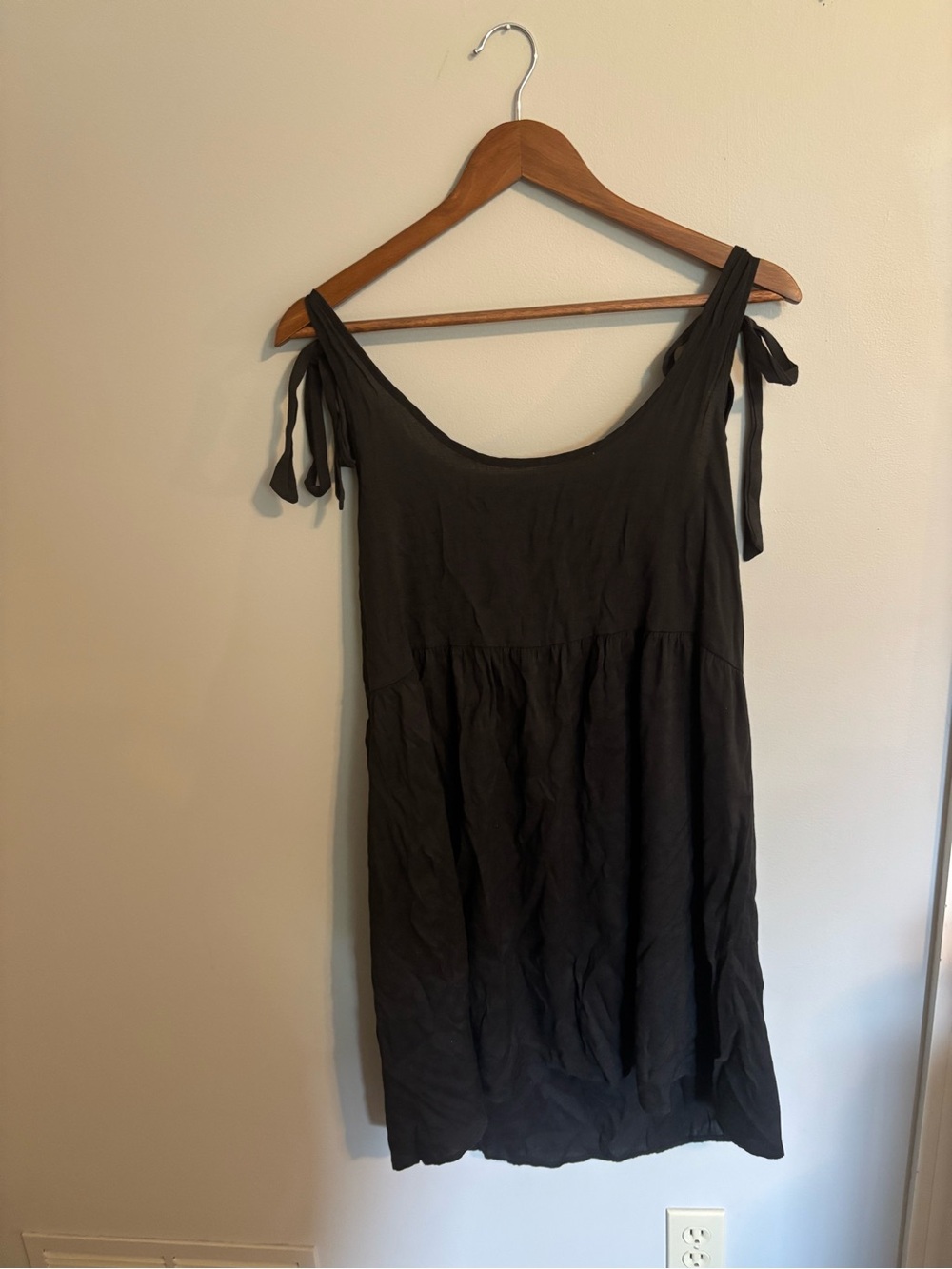 SHEIN Black Tie-Shoulder Swim Coverup